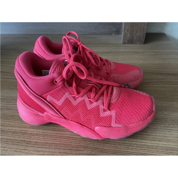 don issue 2 crayola pink